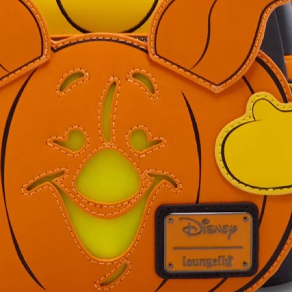 LOUNGFLY Winnie the Pooh Piglet light up ➡️➡️❤️ONE DAY ONLY $60❤️ $60❤️$60⬅️⬅️ - Picture 2 of 7